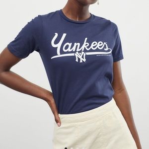 UO Urban Outfitters Navy White Mitchell and Ness NY Yankees Tee Size L NWT